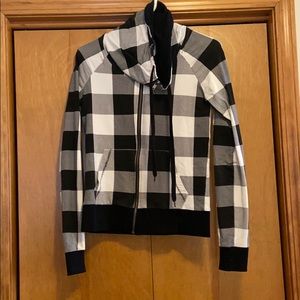 Cowlick neck zip up